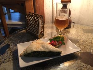 Empanada de espinacas at Jardin Urbano in Valencia