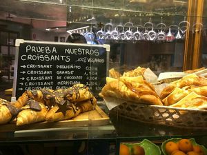 Medialunas at Jardin Urbano in Valencia