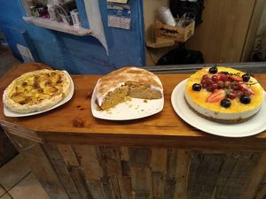 Incredible VEGAN desserts!! at Jardin Urbano in Valencia