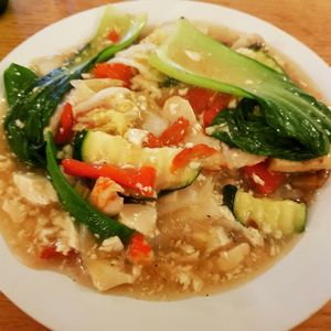 Hor fun at Loving Hut in West Melbourne