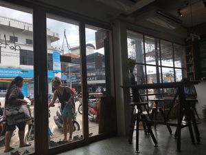  View to the Street at Dots Coffee in Koh Phangan