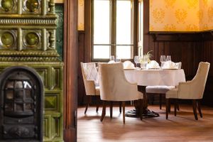 Fine Dining in Villa. at GUT LEBEN am Morstein in Westhofen