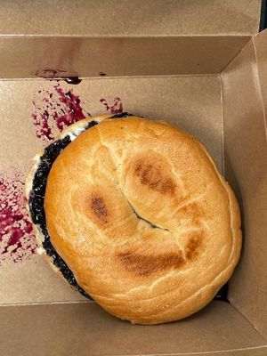 bagel at Veganeria Le Muf in Mexico City