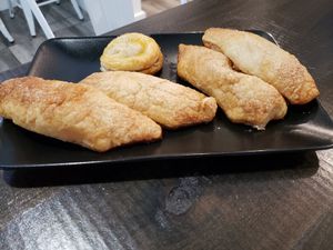 Only vegan options today at White Rose Coffee in Miami