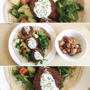 Vegan Falafel:
Pita bread stuffed with falafel, lettuce, tomatoes, sesame and with vegan mayonnaise, for $65 pesos.(You can add potatoes +$15)  at Capuchino Cafe in La Paz