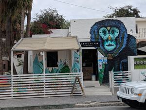 Seating outside too at Capuchino Cafe in La Paz