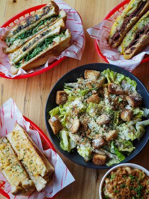 Sandwiches, salads and mac 'n' cheese at FacePlant Foods in Edinburgh