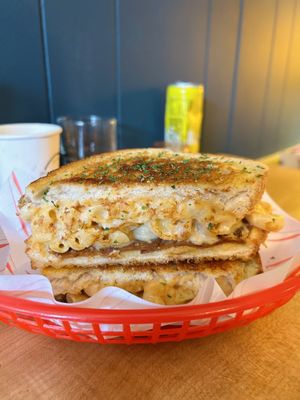 Mac and bacon toastie  at FacePlant Foods in Edinburgh