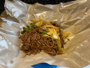 Packet Kway Teow Mee at 7am  at Lucky Vegetarian 宏运素食 in Central Singapore