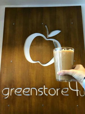 Batido de manzana,zAnahoria y apio at Greenstore4u  in Vila Verde