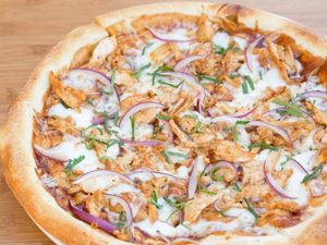 Chicken Pizza for non veg lovers at Pizza Hub in Arugam Bay