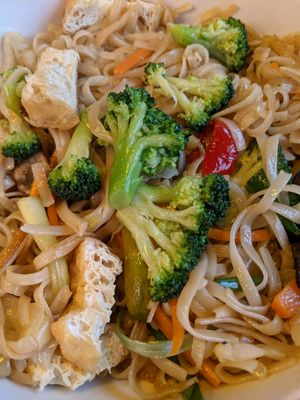 Pad Thai at YUZU in Istanbul