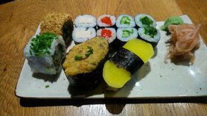 Vegan sushi at YUZU in Istanbul