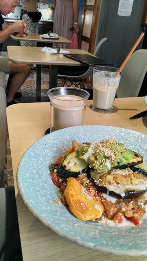 Moussaka, Masala Chai and a smoothie at Nishta in Dubrovnik