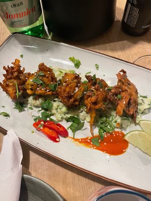 Starter: Pakoras at Nishta in Dubrovnik