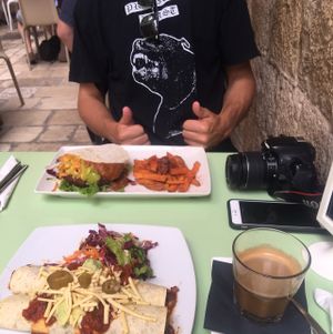 burritos and burger  at Nishta in Dubrovnik