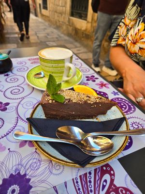 Raw chocolate cheesecake at Nishta in Dubrovnik