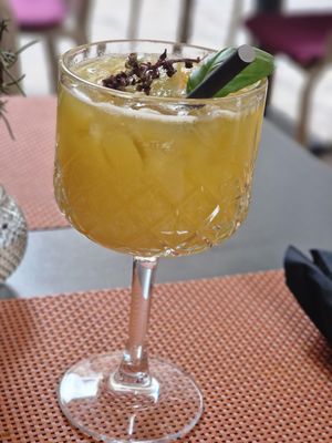 Pineapple and orange juice at Nishta in Dubrovnik