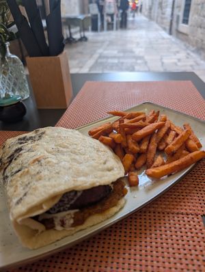 Cevapi at Nishta in Dubrovnik