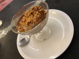 Chocolate mousse with biscoff biscuits crumbled at Délices Veggies in Metz