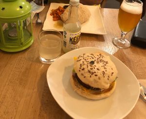 Pita and burger  at Délices Veggies in Metz