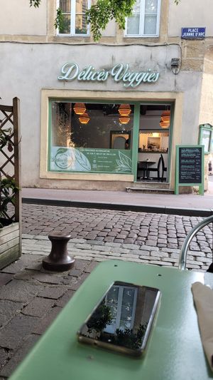  at Délices Veggies in Metz