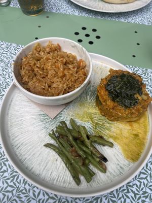 Lentil and vegetable dhal with rice and green beans  at Délices Veggies in Metz