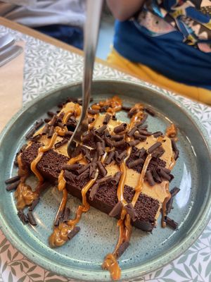 Chocolate and Speculoos cakee  at Délices Veggies in Metz