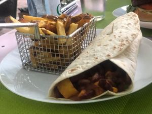 Chili Wraps  at Délices Veggies in Metz