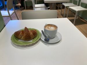 Vegan breakfast at Vitality Food in Rome