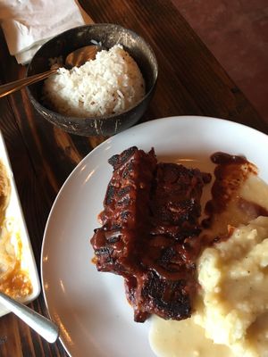 Ribs with Mashed Potatoes at Nick's Kitchen in Daly City
