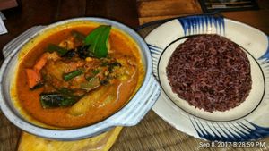 Khmer veg curry with brown rice at New Leaf Eatery in Siem Reap
