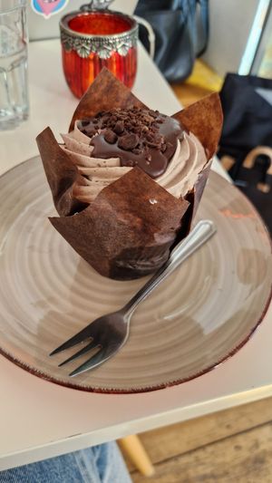Choc cupcake (vegan) at Brocca Cafe in Berlin