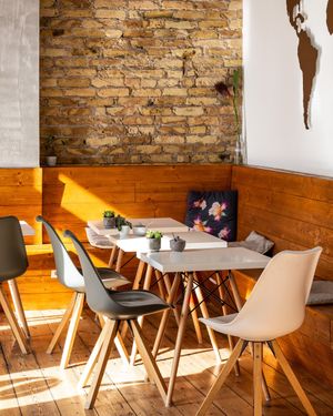 Unsere Sitzecke, die zum entspannten Frühstück einlädt at Brocca Cafe in Berlin