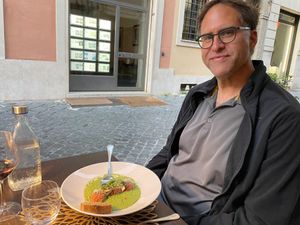Pesto soup with delicious bread at Il Margutta in Rome