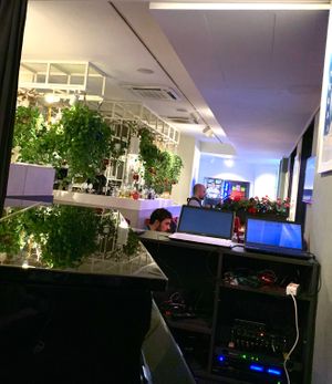 Entrance showing the bar and some tables. at Il Margutta in Rome