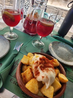  at Escalones de la Lonja in Valencia