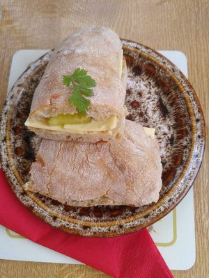 Our 4 year old can be a bit picky but Leise & the team are always happy to cater for her (often very specific) requests... this was a vegan cheese & sliced gherkin sandwich! 💚 at Vegan Revelation in Belper