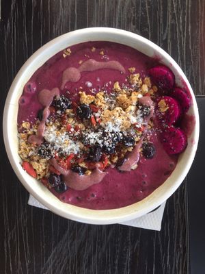 Acai smoothie bowl at Matcha Cafe in Tibubeneng