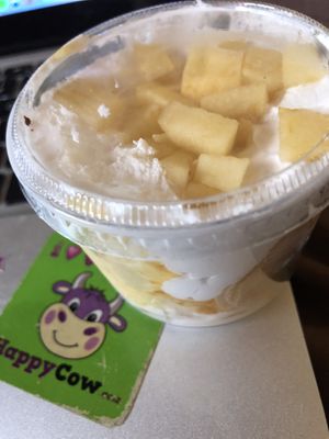 New dessert alert! Apple and sweet creamy mousse and vegan! at Happiz - Sablons in Paris