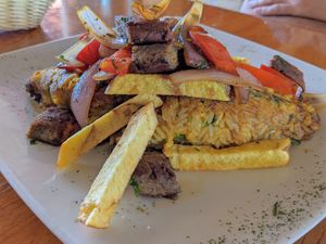 Tacu tacu vegano salteado at Restaurant Paracas in Paracas