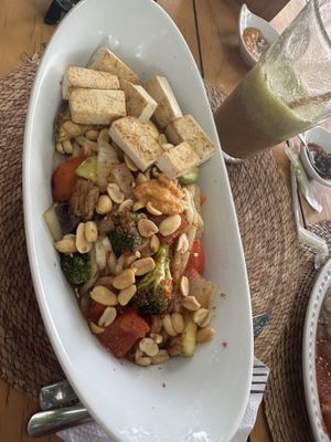 Thai peanut noodles with extra tofu  at Nomada Organics & Gourmet in La Paz
