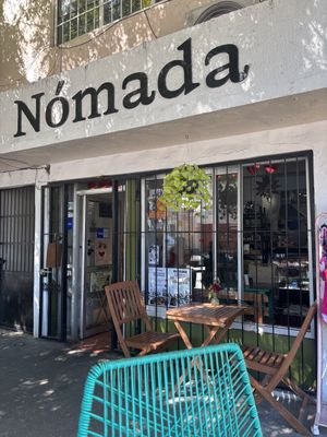 Nomada outside seating area   at Nomada Organics & Gourmet in La Paz