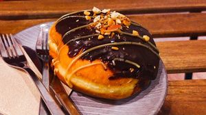  at Delish Vegan Doughnuts in Madrid