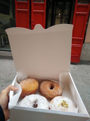 what I got at Delish Vegan Doughnuts in Madrid