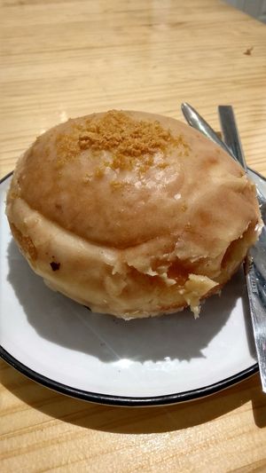 Pumpkin pie donut at Delish Vegan Doughnuts in Madrid