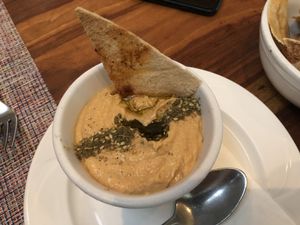 Hummus at NIM  in La Paz