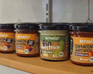 Viele vegane Optionen at Krumme Gurke in Eberswalde