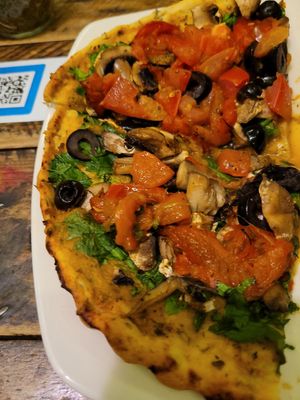 pizza vegana❤😍 at Naturalia Cafe in Medellin