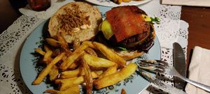 Hamburguesa honolulu at Musli in Torrelavega